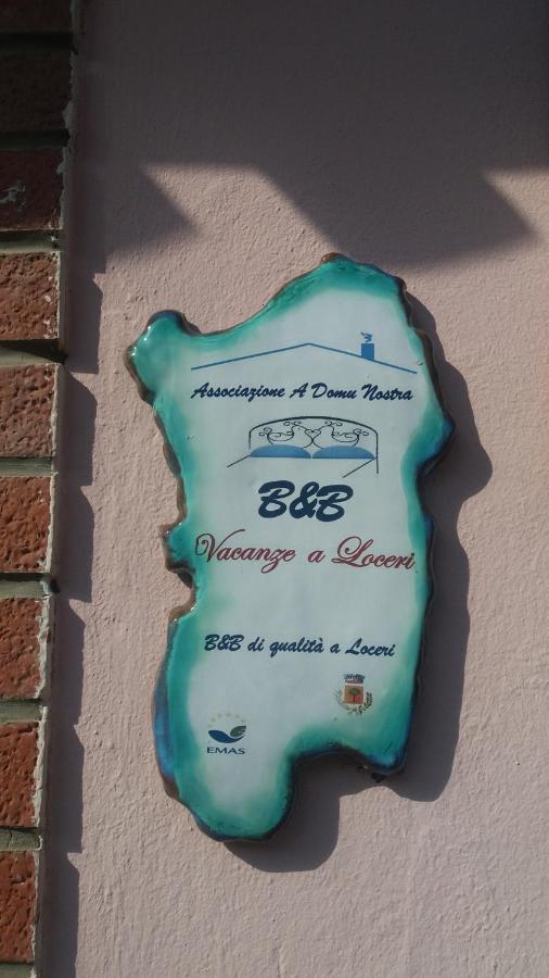 Vacanze A Loceri Zewnętrze zdjęcie